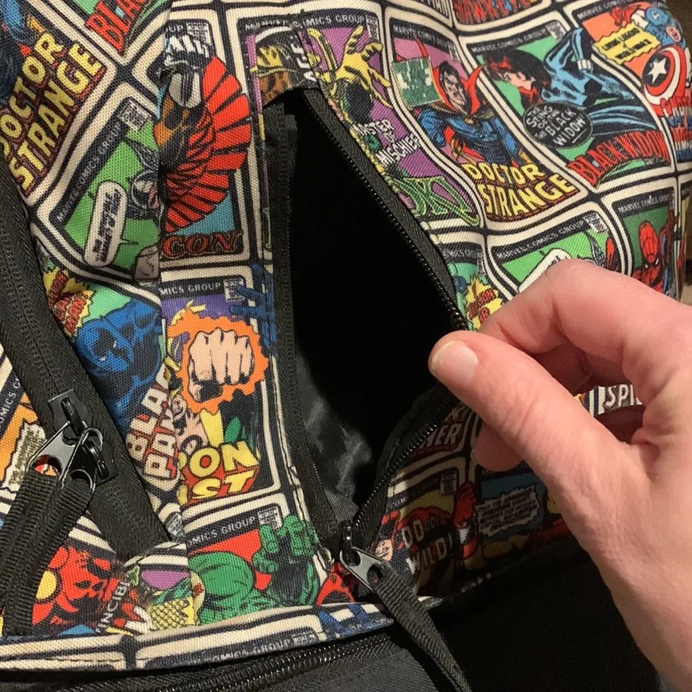 Marvel comic backpack - Picture 4 of 5